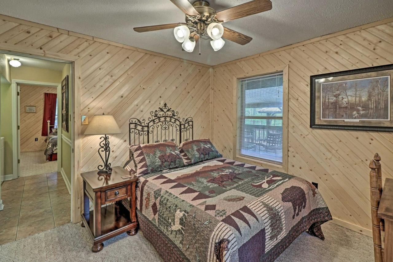 Secluded Edgemont Getaway With Huge Outdoor Deck! Villa Fairfield Bay Exterior photo